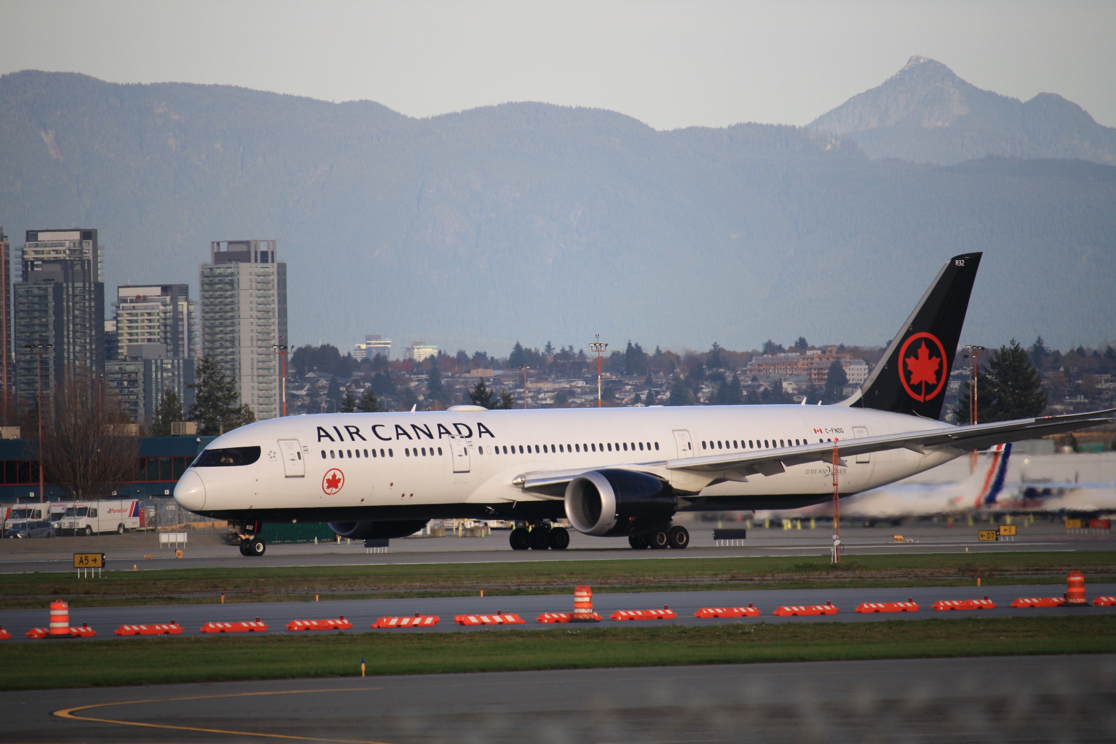 Air Canada Boeing 787-9 Dreamliner