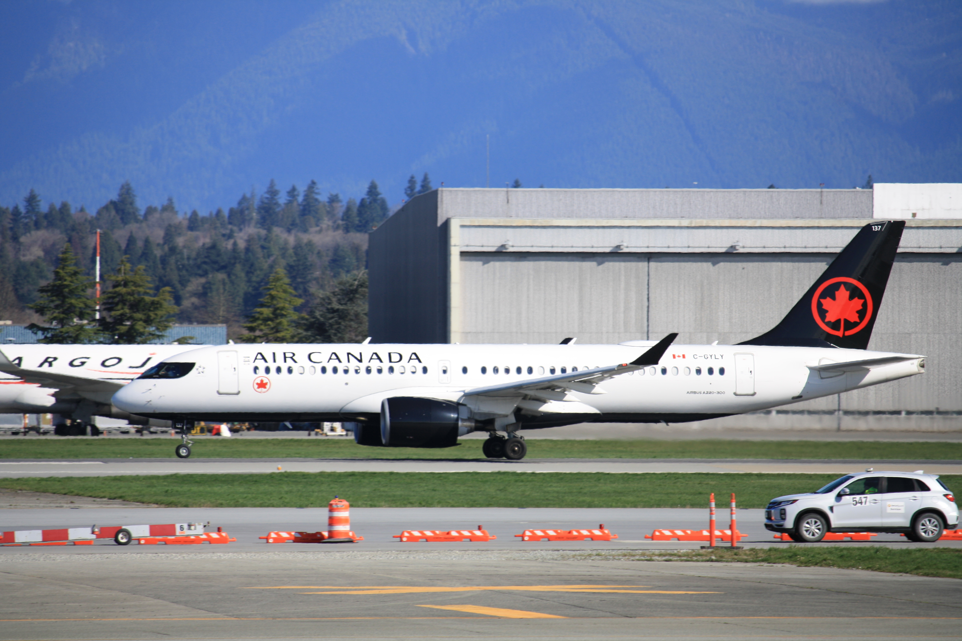 Air Canada Airbus A220-300