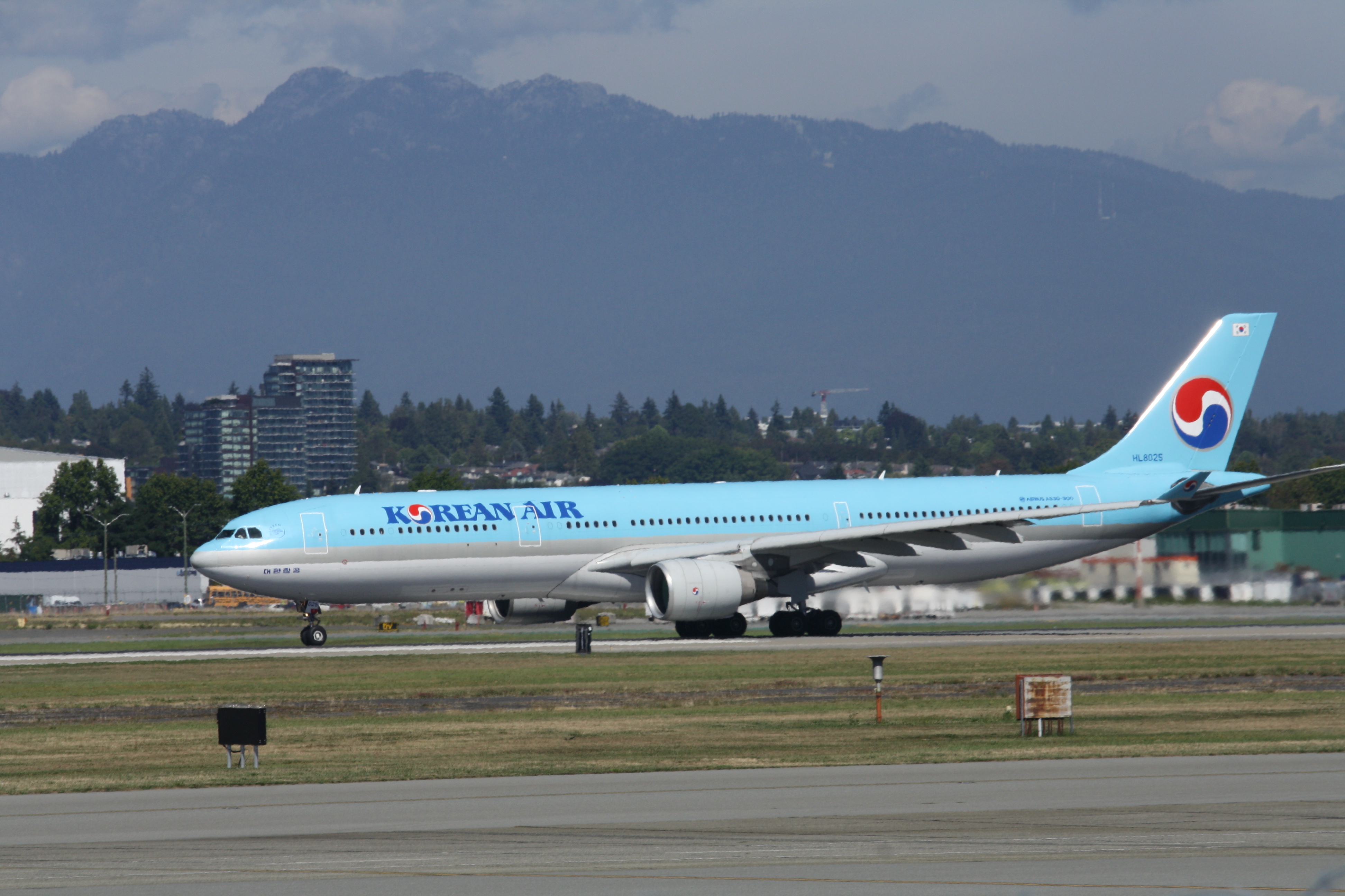 Korean Air Airbus A330-300