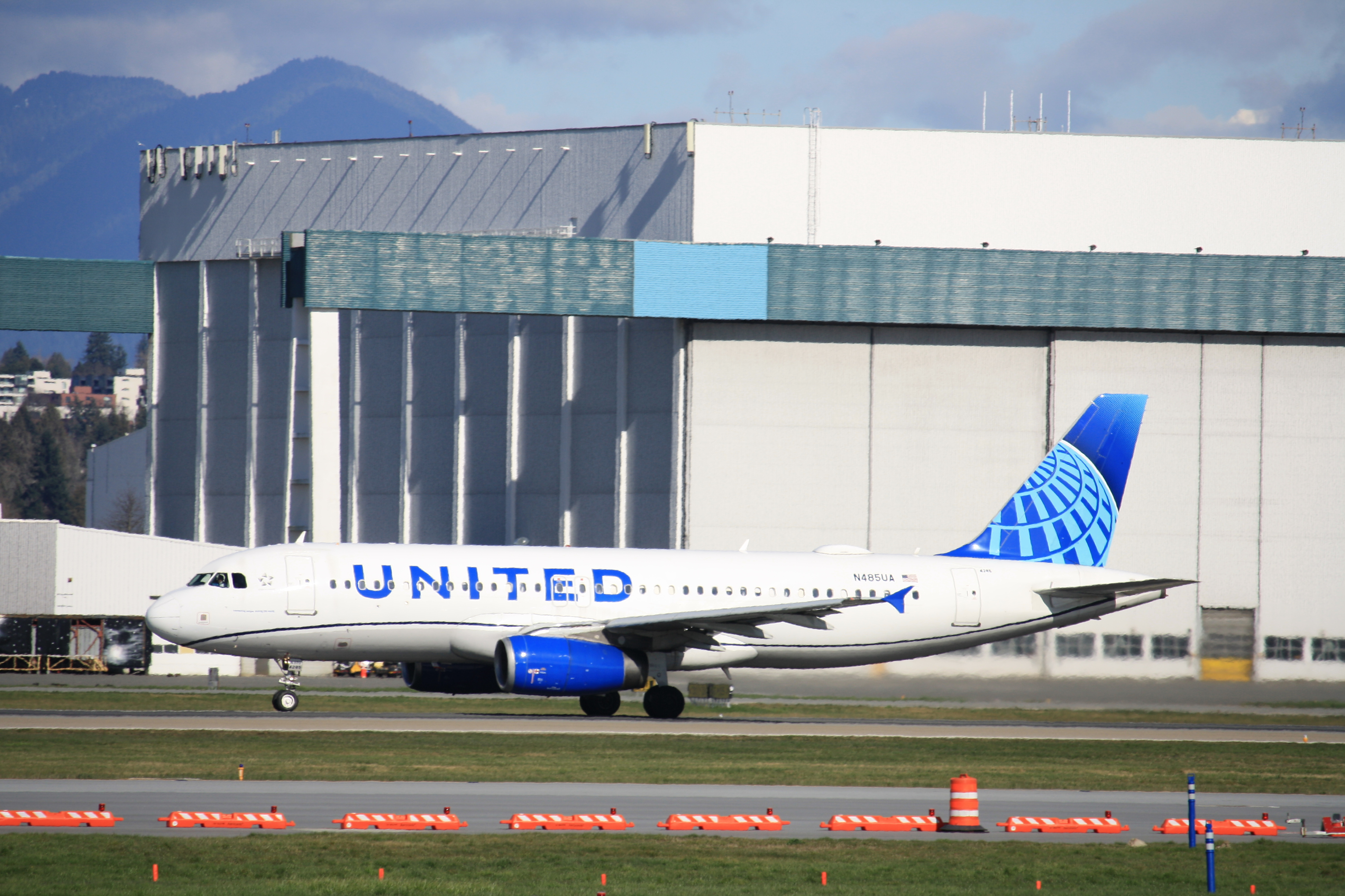 United Airlines Airbus A320