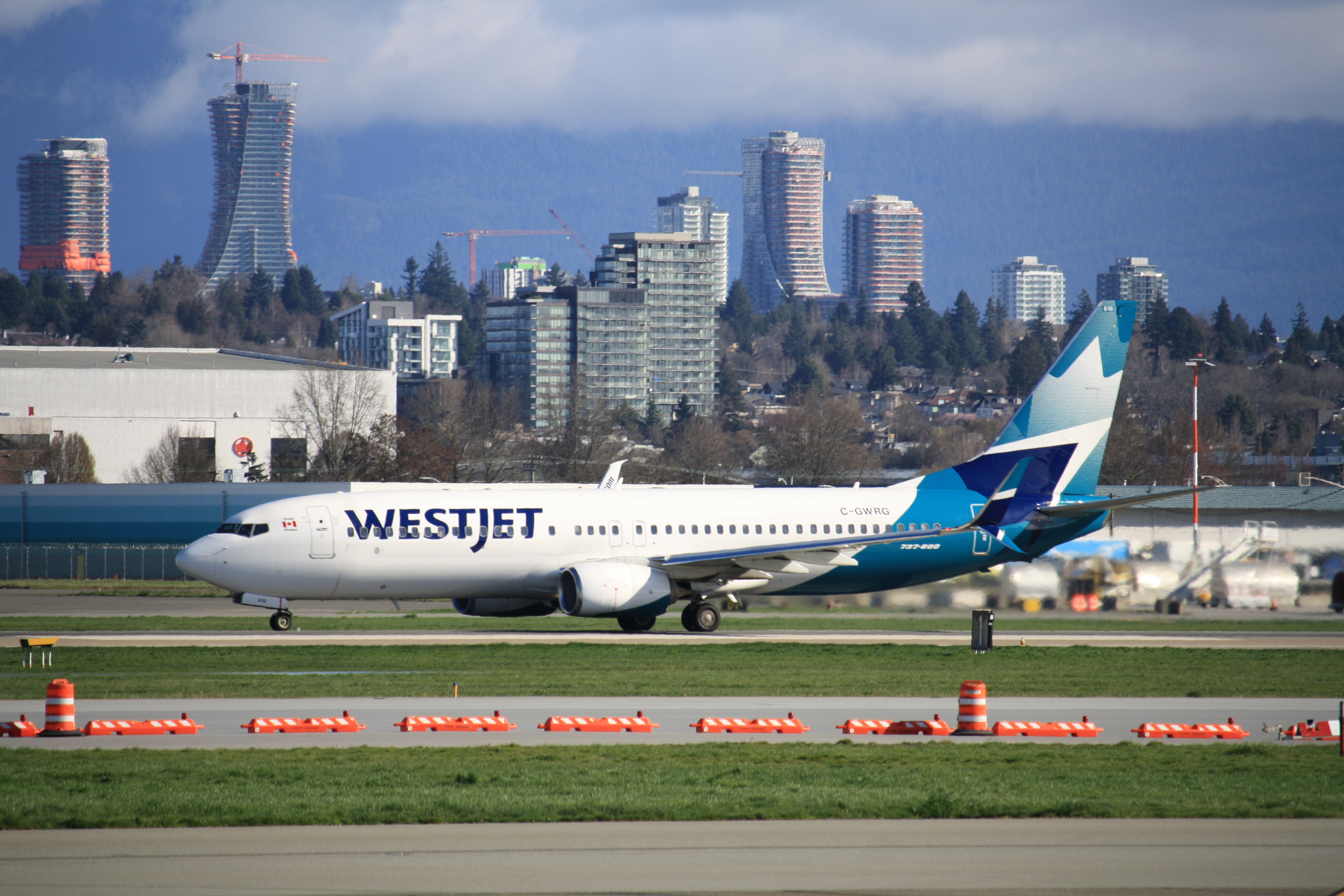 WestJet Boeing 737-800
